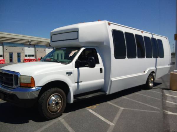 SHUTTLE BUS/1999 FORD F-550 SHUTTLE BUS WITH ONLY 74000 - cars & for sale in West Long Branch, NJ – photo 2