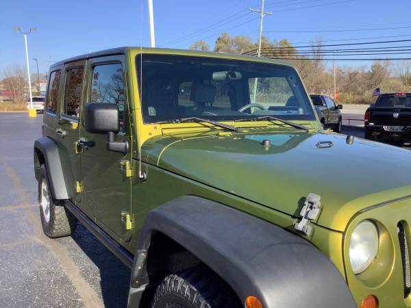 Well-Kept! 2007 Jeep Wrangler Rubicon! 4x4! No Accidents! - cars &... for sale in Ortonville, MI – photo 12