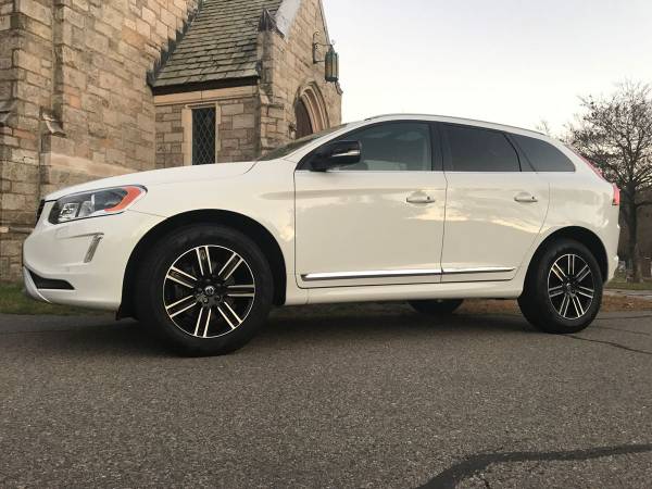 2017 VOLVO XC60 DYNAMIC AWD 1 OWNER NAV PANORAMA ROOF ONLY 23k Miles... for sale in Wakefield, MA – photo 17