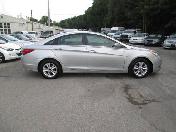 2013 Hyundai Sonata GLS - cars & trucks - by dealer - vehicle... for sale in Youngstown, OH – photo 3