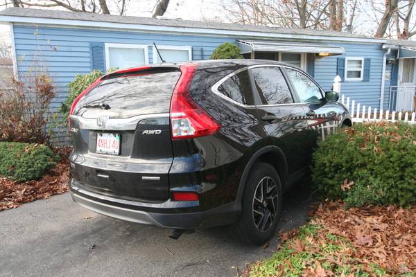 Clean LOW MILES 2016 CRV SE AWD - cars & trucks - by owner - vehicle... for sale in Peabody, MA – photo 3
