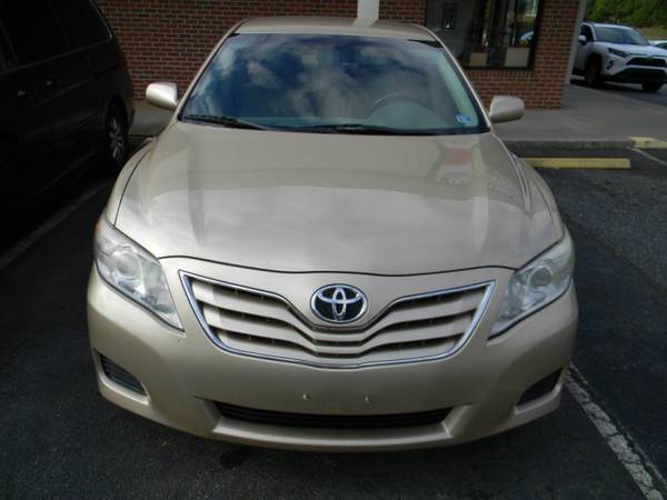 2010 Toyota Camry 4dr Sdn I4 Auto SE with Adjustable front & rear... for sale in Orange, VA – photo 4