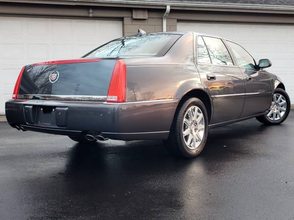 2009 Cadillac DTS LOW MILES! 1 OWNER! - - by for sale in Middletown, OH – photo 2