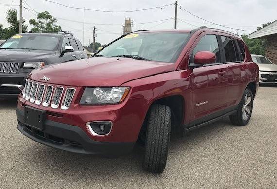 2016 Jeep Compass 4WD Latitude-37k Miles-1Owner-LIke New-Warranty... for sale in Lebanon, IN – photo 3