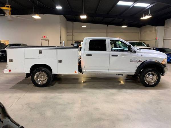 2017 Dodge Ram 5500 4X4 6.7l cummins diesel chassis utility bed for sale in Houston, TX – photo 10