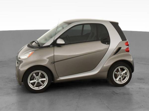2012 smart fortwo Passion Hatchback Coupe 2D coupe Gray - FINANCE -... for sale in El Cajon, CA – photo 4