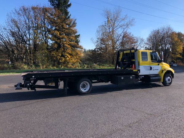 2003 INTERNATIONAL 4300 Extended Cab Rollback Flatbed Tow Truck -... for sale in Damascus, OR – photo 3