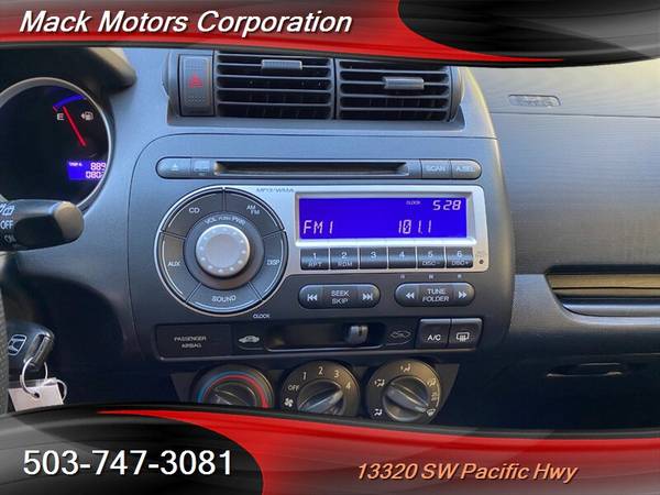 2007 Honda Fit Sport Local 1-Owner 80k Low Miles 35MPG Excellent for sale in Tigard, OR – photo 14