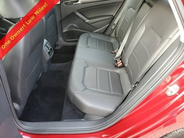 2018 Volkswagen Passat 2.0T SE for sale in Green Bay, WI – photo 18