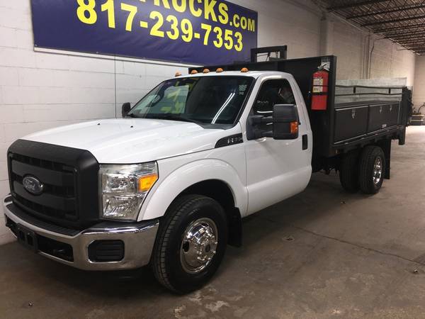 2015 Ford F-350 Reg Cab V8 Contractor Flatbed w/Liftgate ONE for sale in Arlington, TX – photo 4