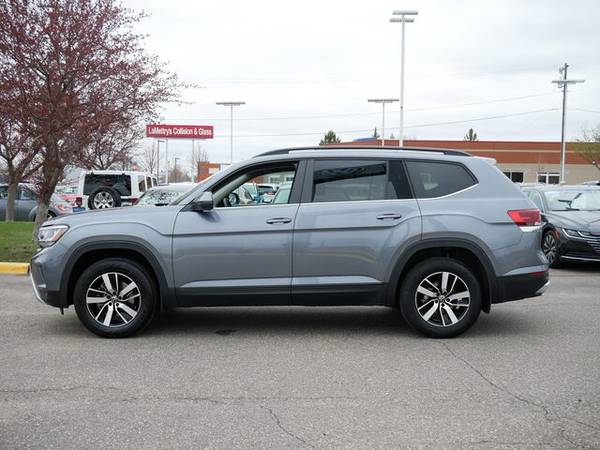2021 Volkswagen VW Atlas 2 0T SE - - by dealer for sale in Inver Grove Heights, MN – photo 5