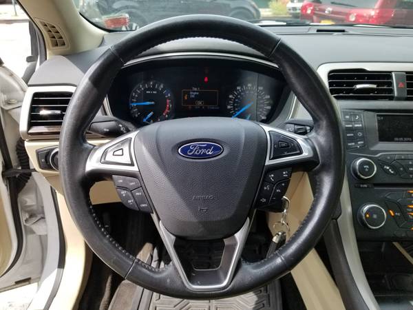 2015 *Ford* *Fusion* *4dr Sedan SE FWD* Oxford White for sale in Brooklyn, NY – photo 19