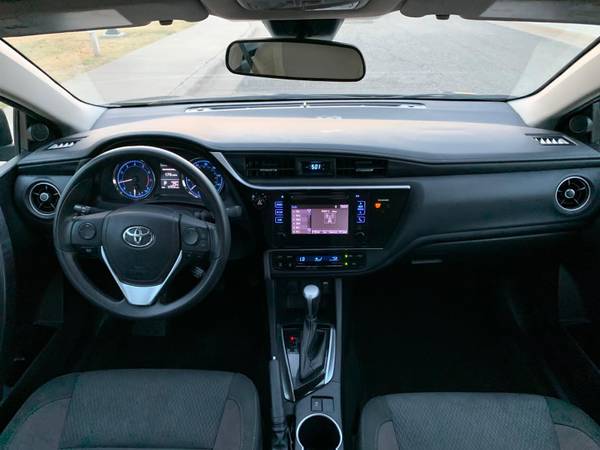 2017 TOYOTA COROLLA LE / CLEAN TITLE / 4 CYLINDER / 1 OWNER - cars &... for sale in El Paso, TX – photo 8