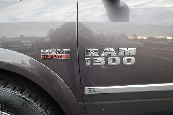 2015 Ram 1500 4x4 Truck Dodge 4WD Crew Cab 140.5 Laramie Crew Cab -... for sale in Bend, OR – photo 9