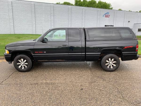 1998 Dodge Ram 1500 - - by dealer - vehicle automotive for sale in Dayton, OH – photo 2