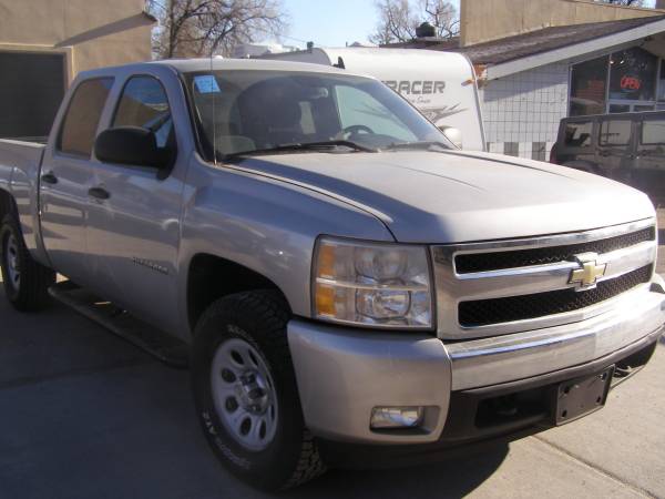 2008 Chevy 1500 Crew Cab Z-71 4x4 - - by dealer for sale in Colorado Springs, CO – photo 3