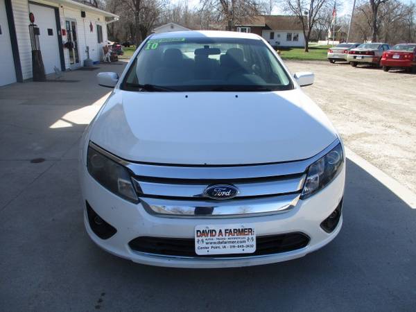 2010 Ford Fusion SE 4 Door Low Miles/72K - - by for sale in CENTER POINT, IA – photo 3