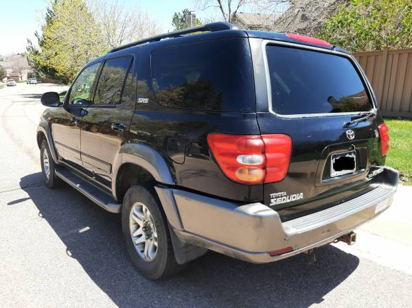2004 Toyota Sequoia SR5 DVD System 4WD 8-Seater! for sale in Englewood, CO – photo 7