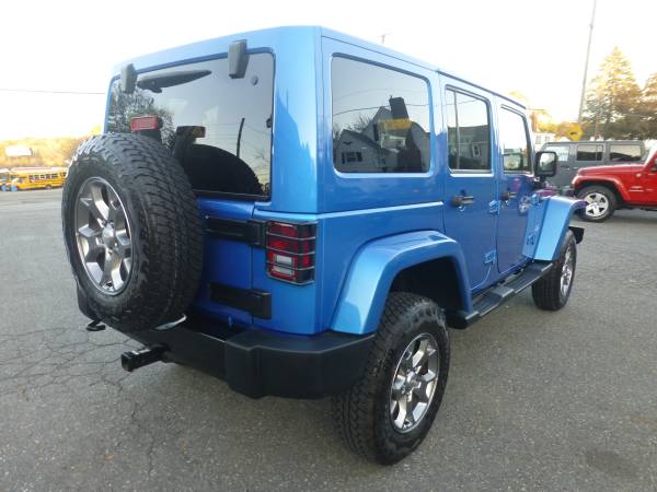 2015 JEEP WRANGLER SAHARA UNLIMITED - ONLY 82K MILES - EXTRA CLEAN!... for sale in Millbury, MA – photo 5