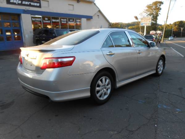 2007 Toyota Camry SE Automatic 4Cyl Moonroof 120k Miles - cars &... for sale in Seymour, CT – photo 4