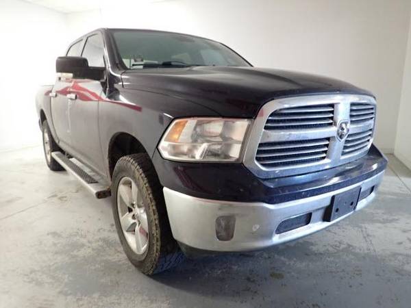 2013 Ram 1500 4WD Crew Cab 140.5 Big Horn - cars & trucks - by... for sale in Columbus, NE – photo 2