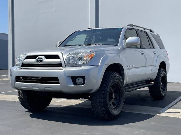 2009 Toyota 4Runner Limited 4WD V6 - - by dealer for sale in Brea, CA – photo 2