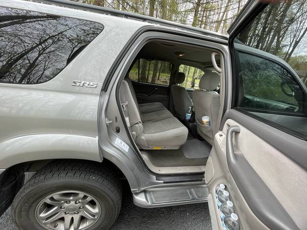 2005 Toyota Sequoia SR5 for sale in GREELEY, PA – photo 7