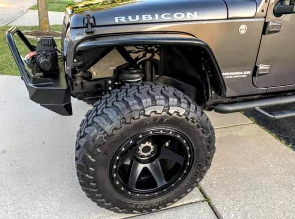 2017 Jeep Wrangler Unlimited Rubicon 4×4 (Only 14k Miles) - cars &... for sale in Loves Park, IL – photo 4