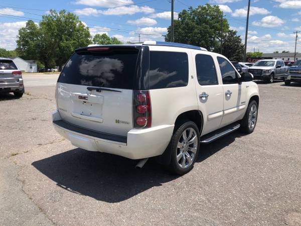 GMC Yukon Denali 4wd SUV Sunroof NAV Leather Clean Loaded Used Chevy for sale in Greenville, SC – photo 6