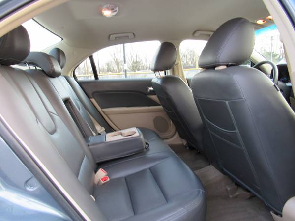 2011 FORD FUSION**ONLY 68K!!**WARRANTY*LEATER*BT*HEATED... for sale in Highland, IL – photo 21