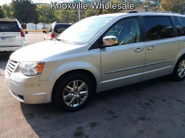 2008 Chrysler Town and Country Limited 4dr Mini Van for sale in Knoxville, TN
