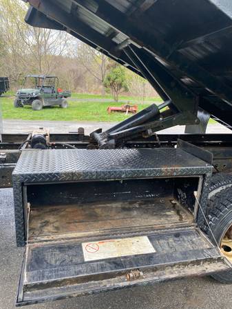 Ford F500 Dump truck 4WD w plow for sale in Saugerties, NY – photo 7