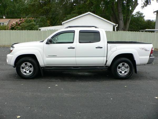 10 Toyota Tacoma Crew Cab TRD, Mint, No Rust, Clean Frame! Only 108K! for sale in binghamton, NY – photo 2
