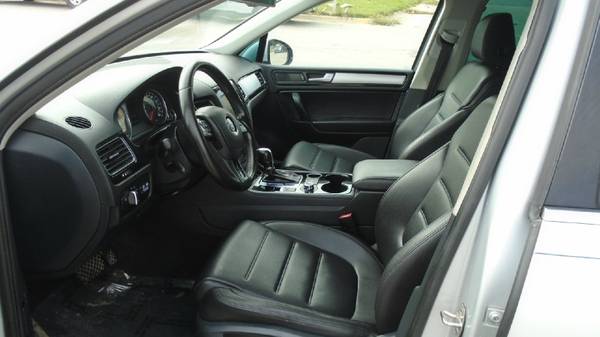 2012 vw touareg 4wd diesel 117,000 miles $11999 **Call Us Today For... for sale in Waterloo, IA – photo 14