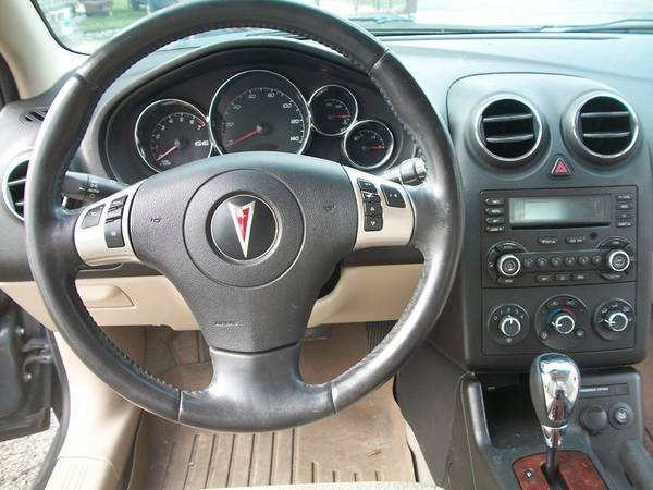 2009 Pontiac G6 - cars & trucks - by dealer - vehicle automotive sale for sale in Normal, IL – photo 10