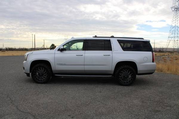 GMC Yukon XL - BAD CREDIT BANKRUPTCY REPO SSI RETIRED APPROVED -... for sale in Hermiston, OR – photo 4