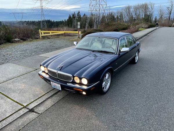 1999 Jaguar XJ8 with $40,000 of service records! - cars & trucks -... for sale in Renton, WA – photo 3