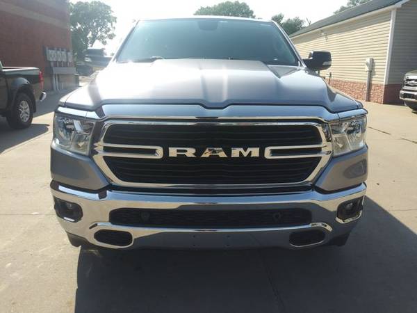 2019 Ram 1500 Crew Cab - Financing Available! - cars & trucks - by... for sale in Wichita, KS – photo 3