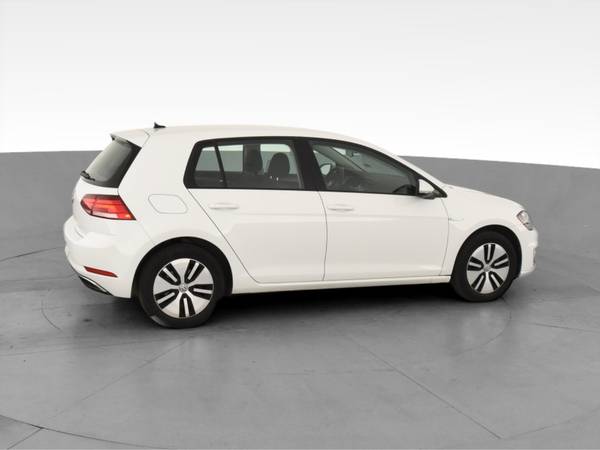 2017 VW Volkswagen eGolf SE Hatchback Sedan 4D sedan White - FINANCE... for sale in NEWARK, NY – photo 12
