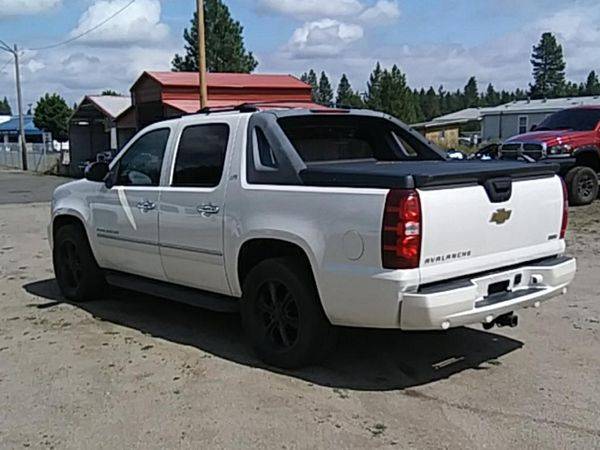 2010 Chevrolet Chevy Avalanche LTZ for sale in Mead, WA – photo 3