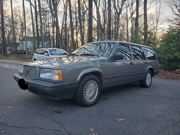 1992 Volvo 740 Wagon - cars & trucks - by owner - vehicle automotive... for sale in Simsbury, CT – photo 2