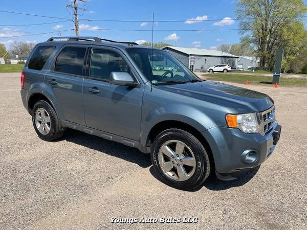 2012 Ford Escape Limited 4WD 6-Speed Automatic - - by for sale in Fort Atkinson, WI – photo 3