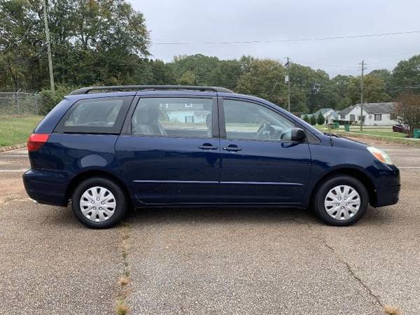 2004 Toyota Sienna 5dr CE FWD 7-Passenger (Natl) - cars & trucks -... for sale in Winder, SC – photo 7
