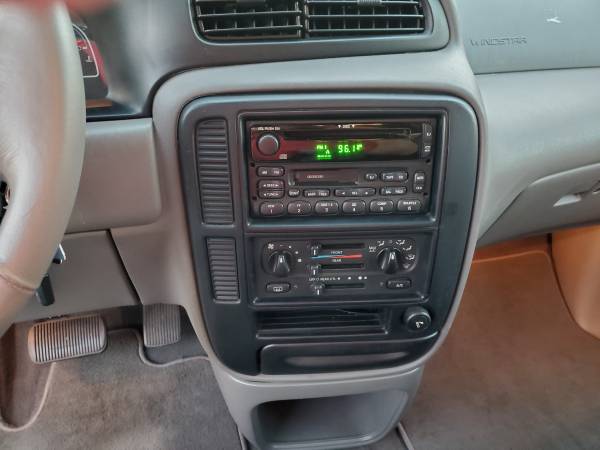Ford Windstar Minivan for sale in York, PA – photo 8