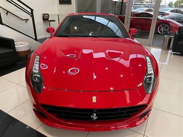 2017 Ferrari California T Convertible Convertible for sale in Bellingham, WA – photo 18