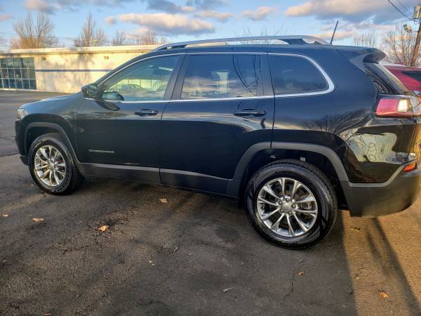 2019 JEEP CHEROKEE LATITUDE PLUS 4WD - cars & trucks - by dealer -... for sale in Agawam, CT – photo 2