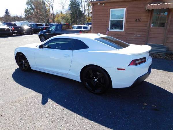 Chevrolet Camaro SS 2dr Coupe NAV Sunroof Lowerd Sports Car Clean V8... for sale in Greensboro, NC – photo 2