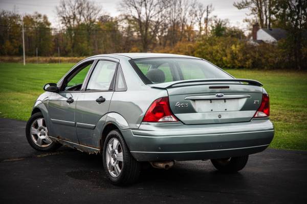 2003 FORD FOCUS ZTS 116,000 MILES SUNROOF RUNS GREAT $1995 CASH -... for sale in REYNOLDSBURG, OH – photo 10