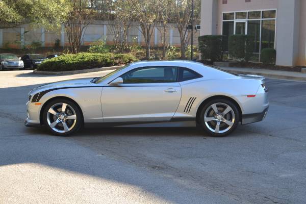 2010 CHEVY CAMARO SS - CLEAN TITLE - 6 SPEED - RS PACKAGE - LEATHER... for sale in Cary, NC – photo 8