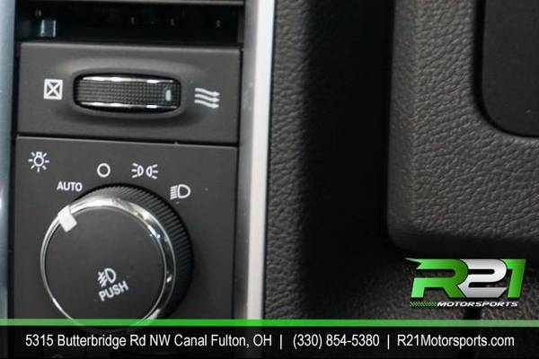 2014 RAM 1500 SLT Crew Cab SWB 4WD Your TRUCK Headquarters! We for sale in Canal Fulton, OH – photo 20